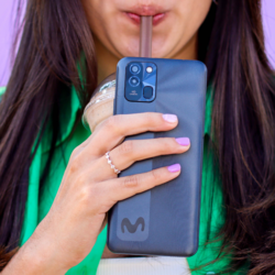 El nuevo MV02 de Movistar te conquista. ¡Un smartphone hecho para vos!